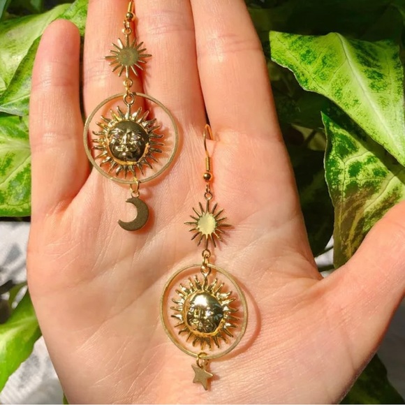 Apollo’s Curiosity is a Latinx NYC based marketplace - Picture 8 of 11